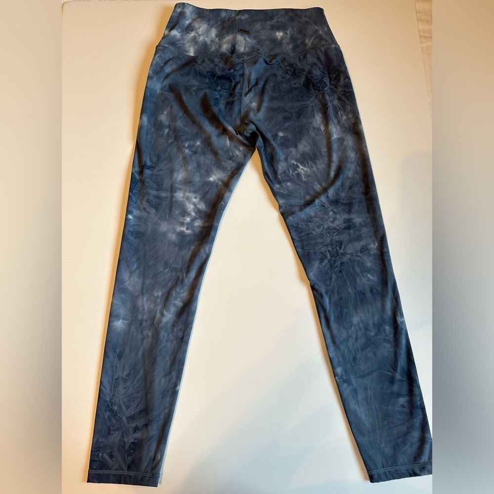 Love Fitness Blue Tie Dye Leggings - Picture 6 of 7